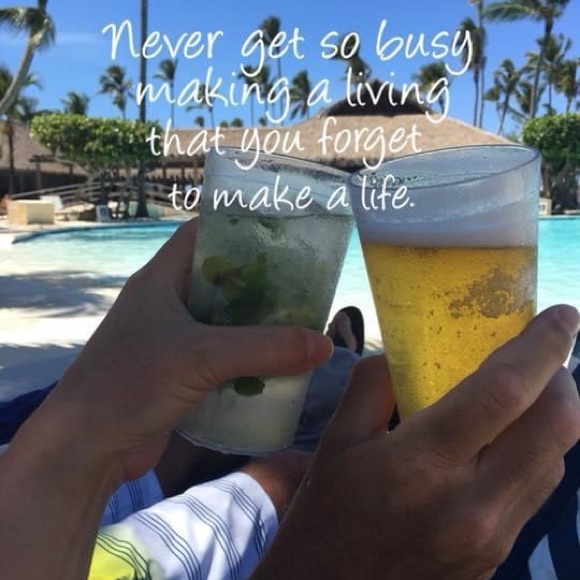 Meet your Posher, Leslie - Picture 2 of 2